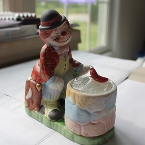 HOBO Luvkins Clown Cooking a HotDog with candle